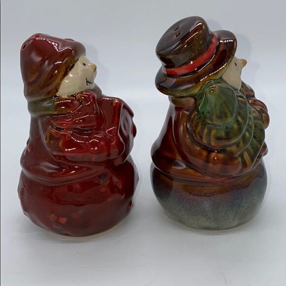 Mr. and Mrs. snowman salt & pepper shakers - Picture 4 of 12